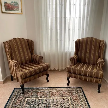 Bed & Breakfast Comfortable Room in Amazing Terrace Flat *